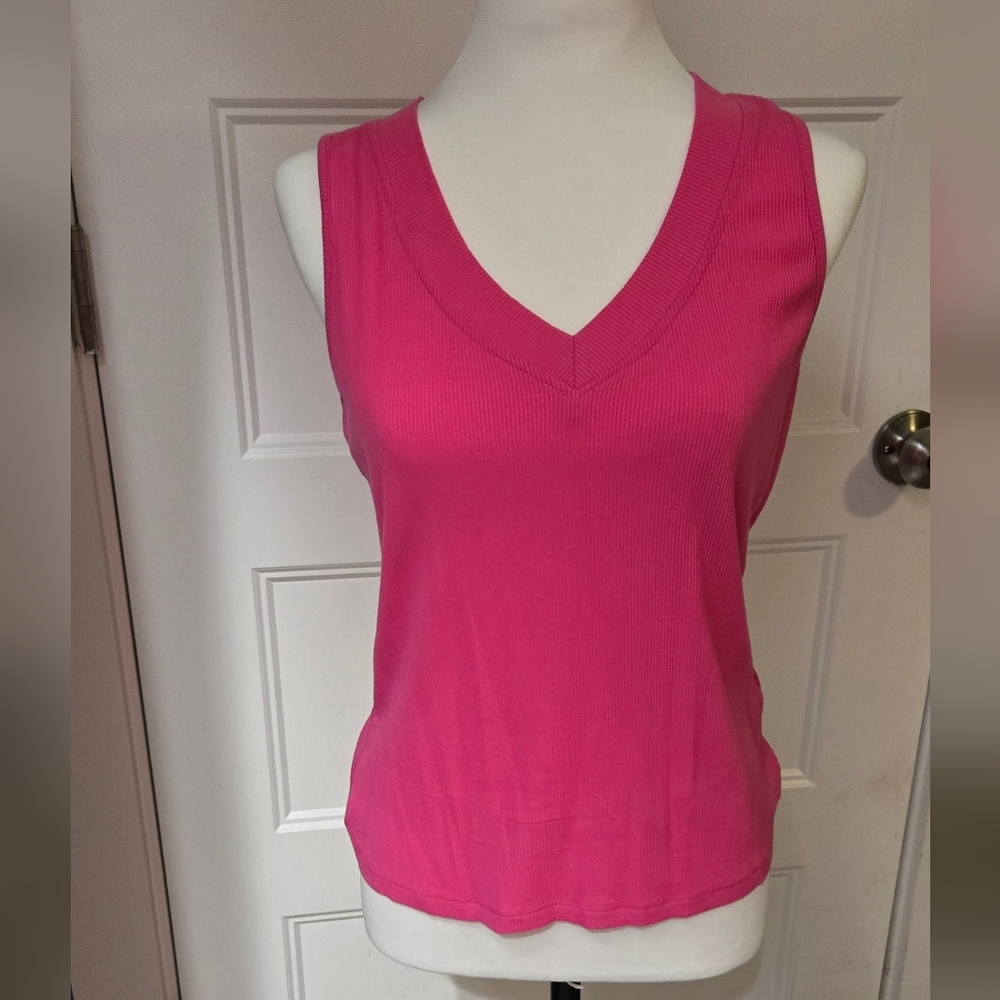 Women's Pink Sleeveless Top